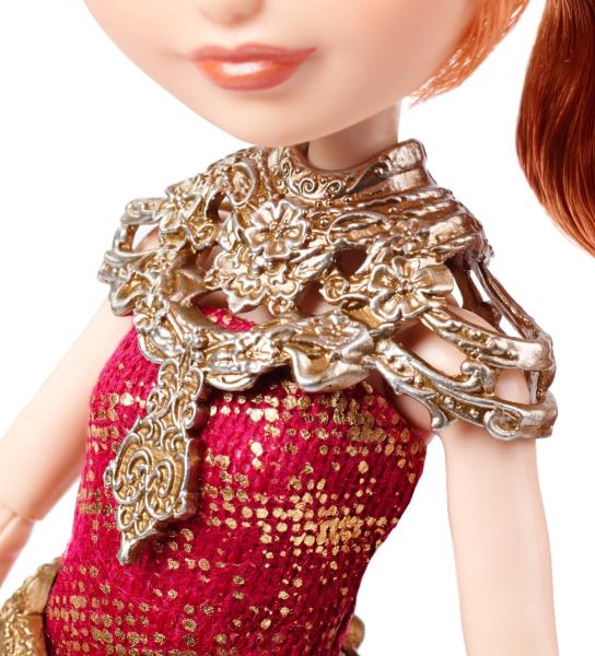 Холли О`Хэир серии "игры драконов" от Mattel